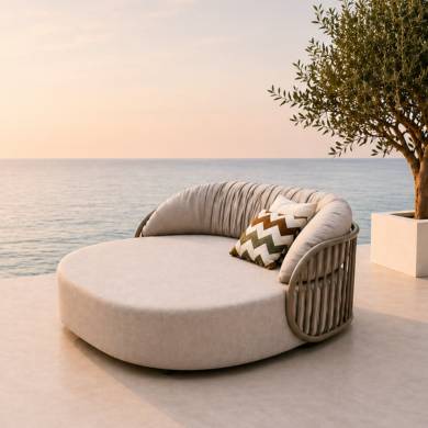 Outdoor Daybeds