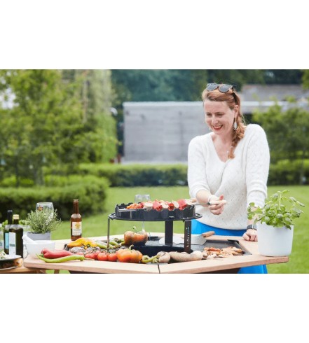 Barbeque Night.  Design and Performance in Outdoor Grills for Autumn Balcony BBQs!