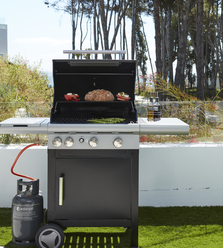 Dinner with friends: 2 + 1 barbecue grills for your terrace and garden!