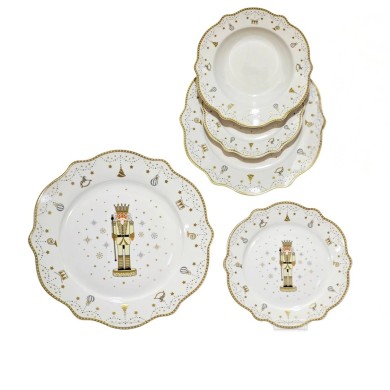 Porcelain Dinnerware Set - 18 Pieces